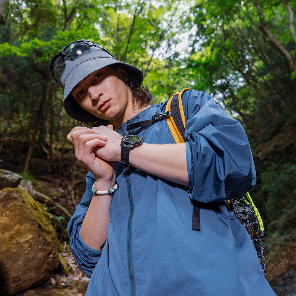 Instinct 3 Black/carbon