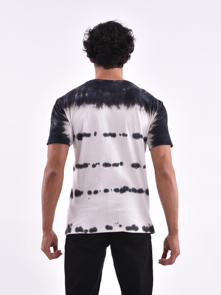 REMERA SKILS REGULAR OFF WHITE