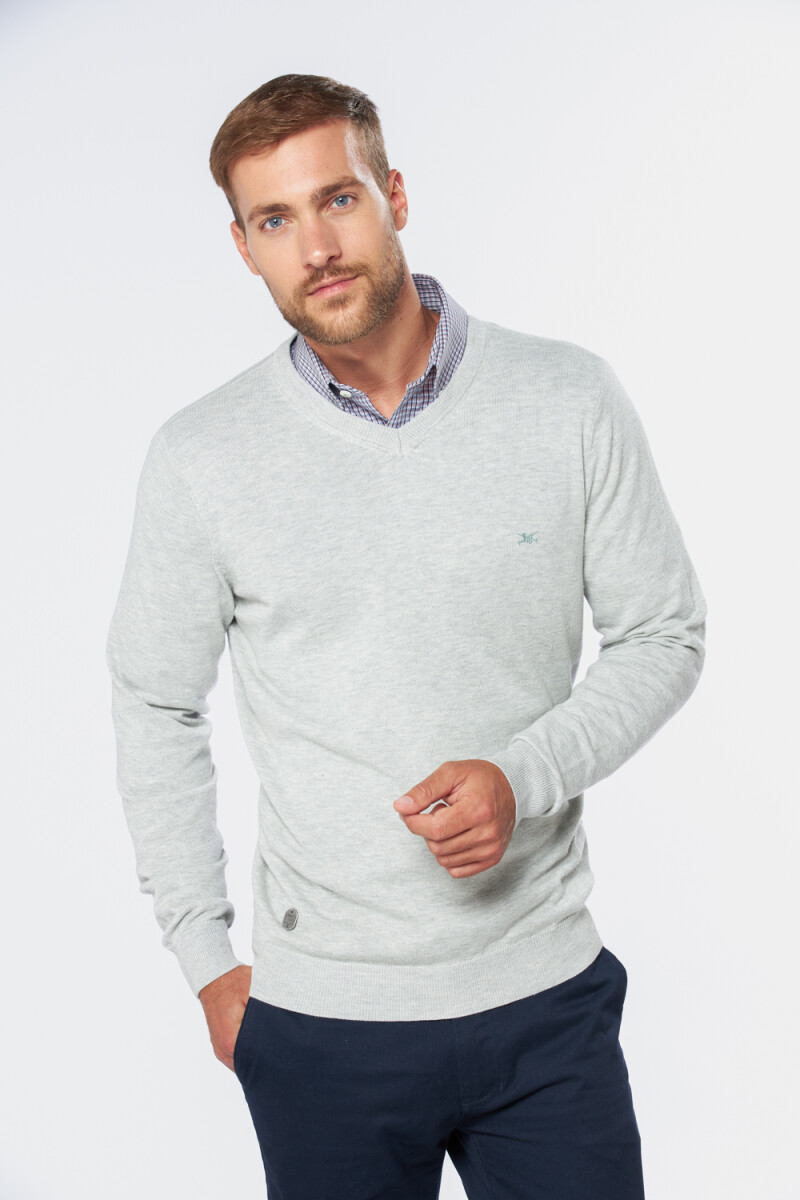BUZO TEJIDO CUELLO EN V - Gris Claro 