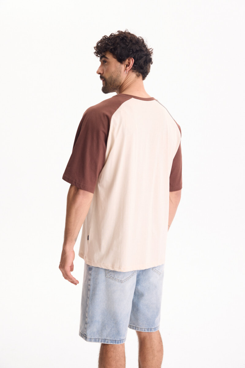 Remera Cloud Crudo