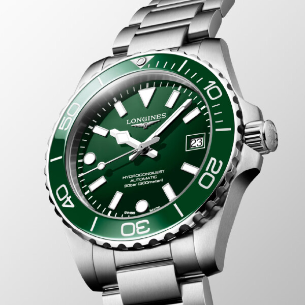 Reloj LONGINES HYDROCONQUEST automático 39mm con esfera y bisel verde Reloj LONGINES HYDROCONQUEST automático 39mm con esfera y bisel verde
