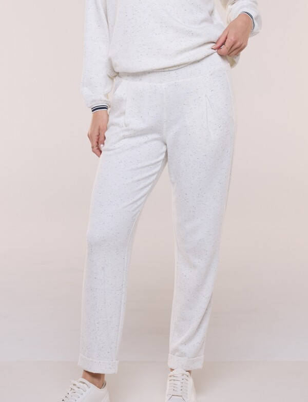 Jogger Comfy Con Bolsillos CRUDO/MULTI