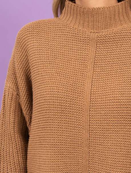 Buzo boxy beige