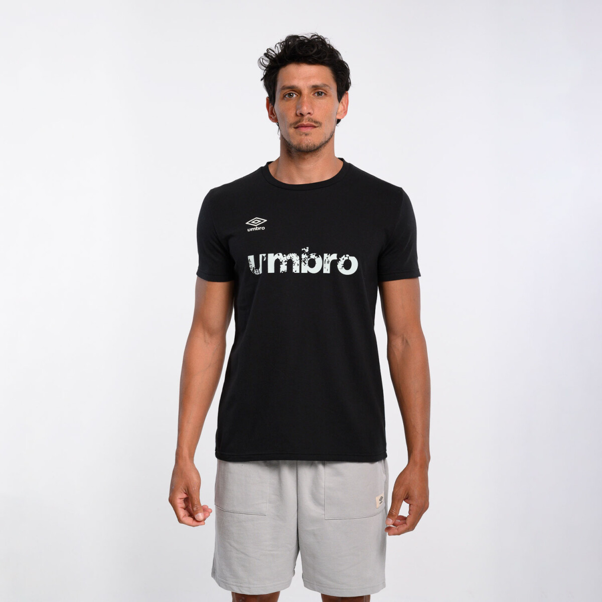 Remera Double Logo Umbro Hombre - 2v9 