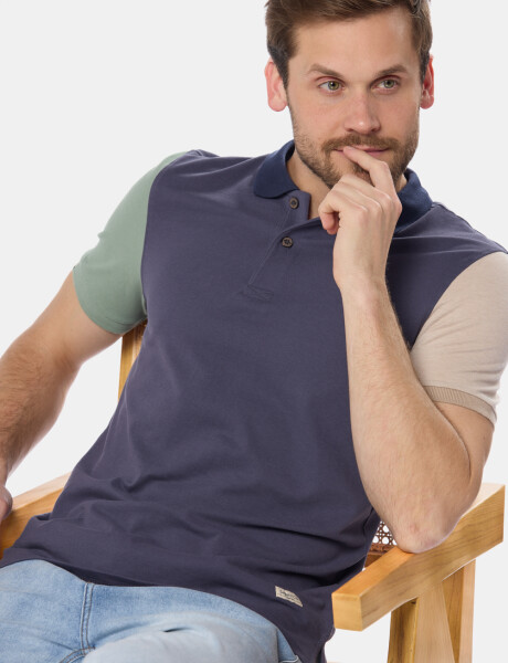 REMERA POLO COMBINADA PIQUÉ Azul