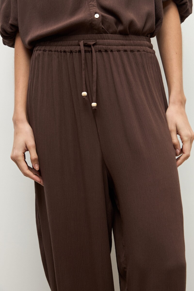 Pantalon abullonado chocolate