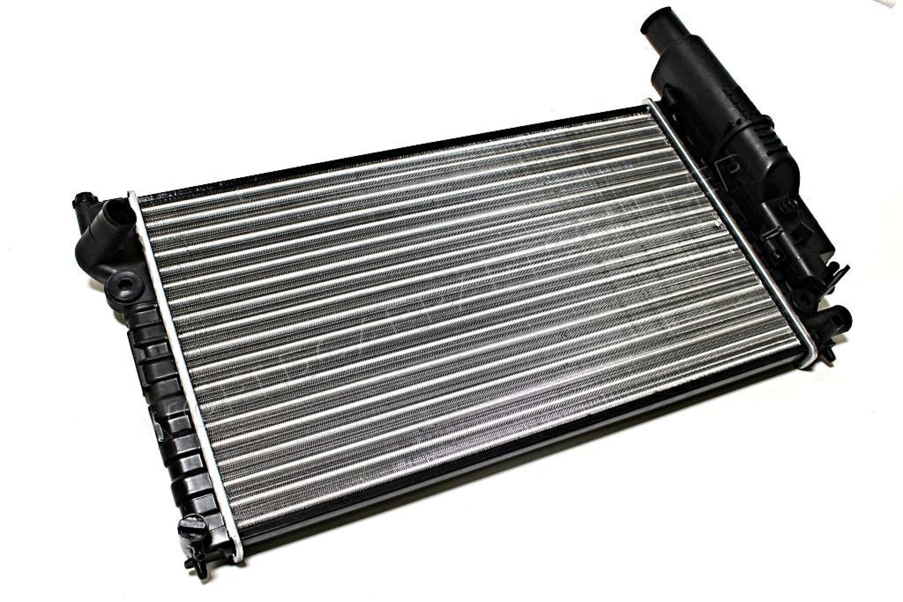 RADIADOR CITROEN - PEUGEOT 405 CAÑO NORMAL SIN ACOPLE 610X378 - 