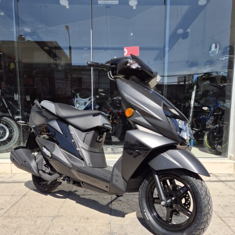 Suzuki Avenis 125 Negro
