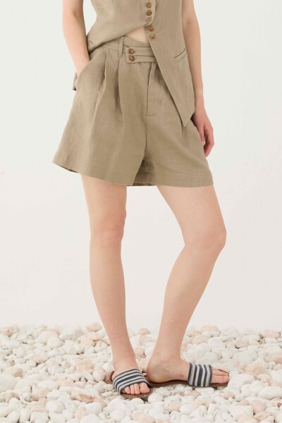 SHORT SASTRERO CON PINZAS Gris