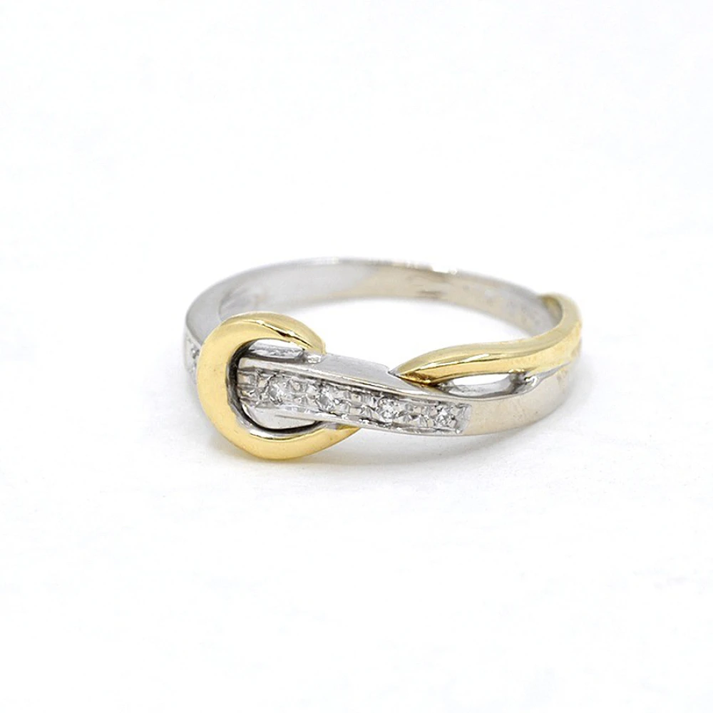Anillo En Oro 18K De 2 Tonos Y Brillantes . Anillo En Oro 18K De 2 Tonos Y Brillantes .