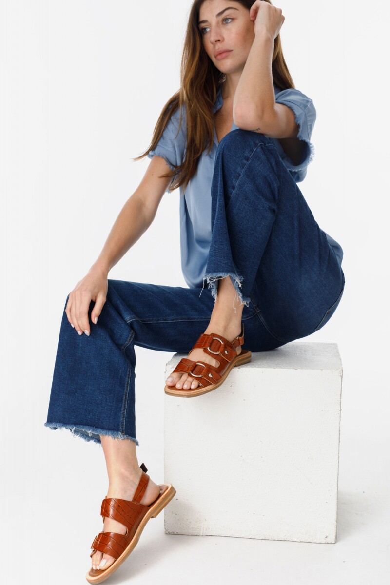 Sandalia Caliza Crocco Camel