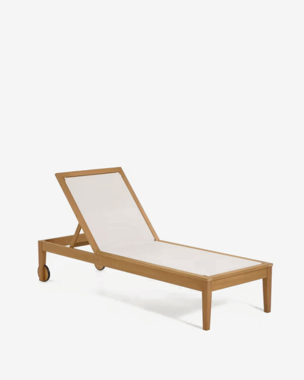 Reposera de exterior Caterin de madera maciza de eucalipto en color beige