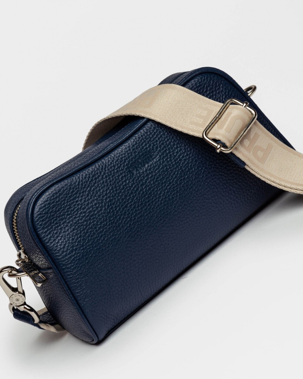 Bandolera The Club en cuero graneado Marine Blue