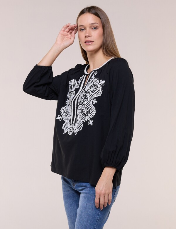 Blusa Con Bordado De Arabescos NEGRO/BLANCO