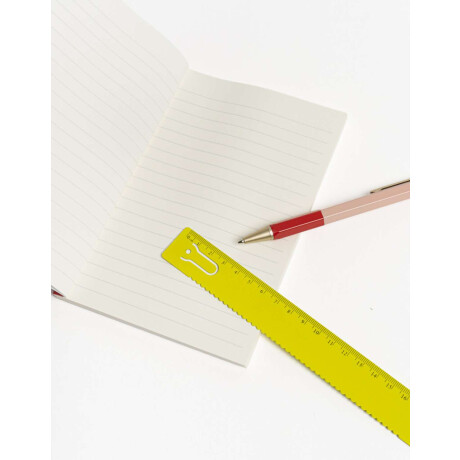Set Libreria Estampado. Contiene1 Pouch 1 Lapicera 1 Regla Y 1 Cuaderno 60 Páginas Rayado Combinacion Multicolor
