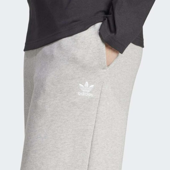 Pantalón Adidas Essentials Felpa Francesa Gris