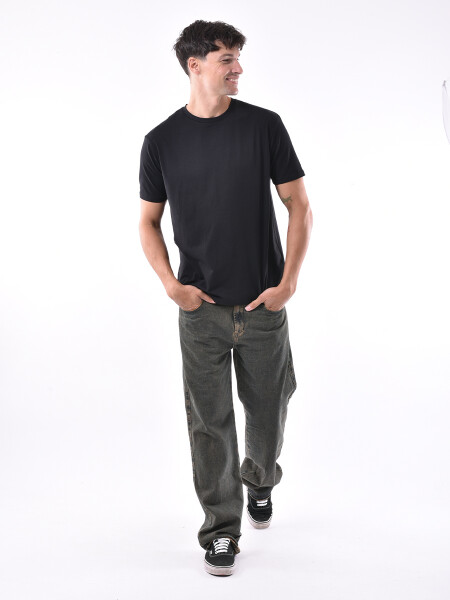 REMERA EDESSA NEGRO