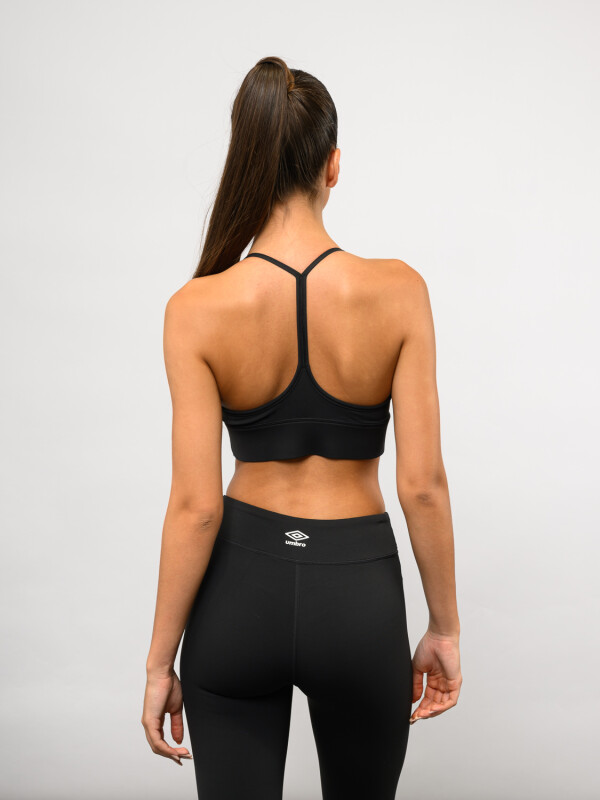 Top Nova Umbro Mujer 002