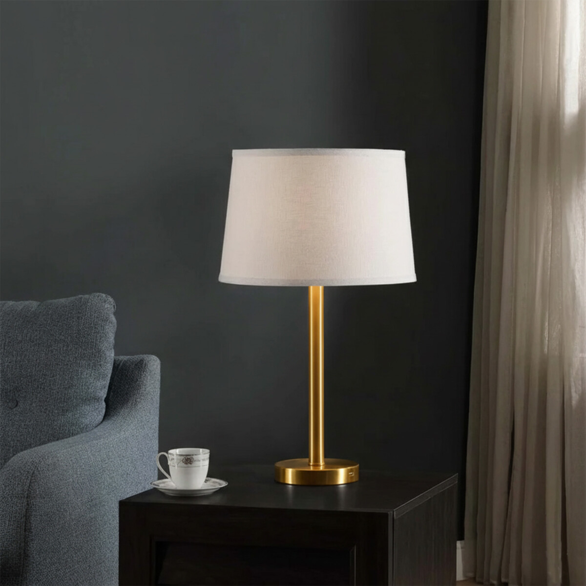 Lampara De Escritorio Mesa Portátil 220V Con Puerto Usb - Color Dorado 