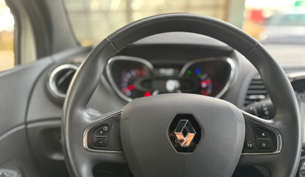 Renault Captur 1,6 CVT Intense - 2021 Renault Captur 1,6 CVT Intense - 2021