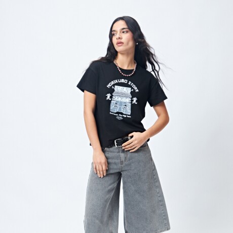 REMERA NORIKUMO Negro