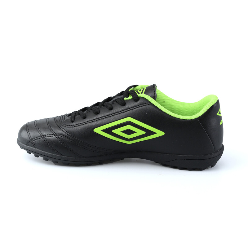 Calzado Classic II TF Umbro Hombre 02v