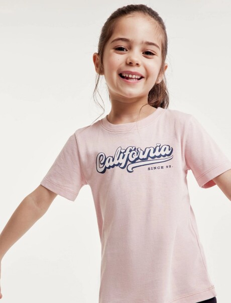 CAMISETA BÁSICA INFANTIL CON ESTAMPA ROSADO