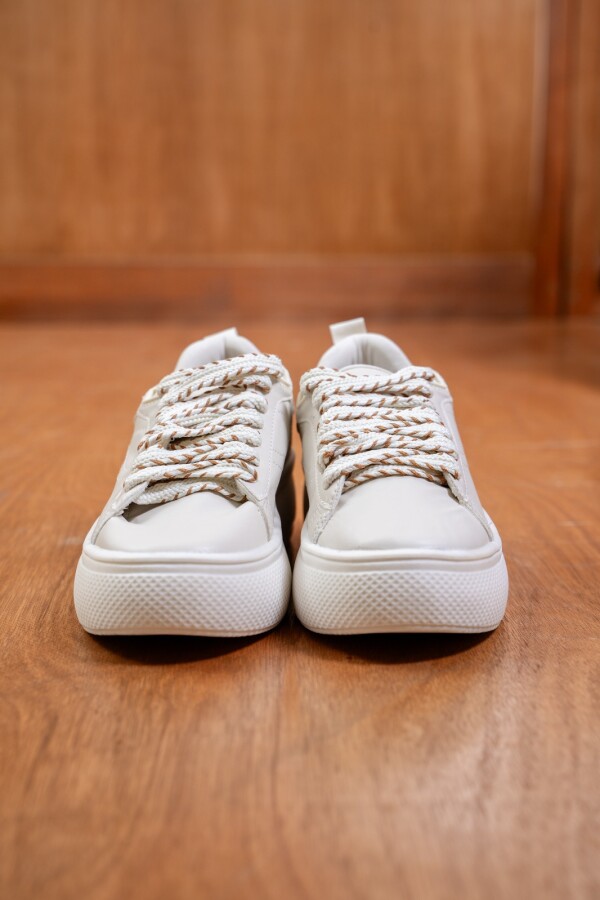 Calzado Casual. Blanco