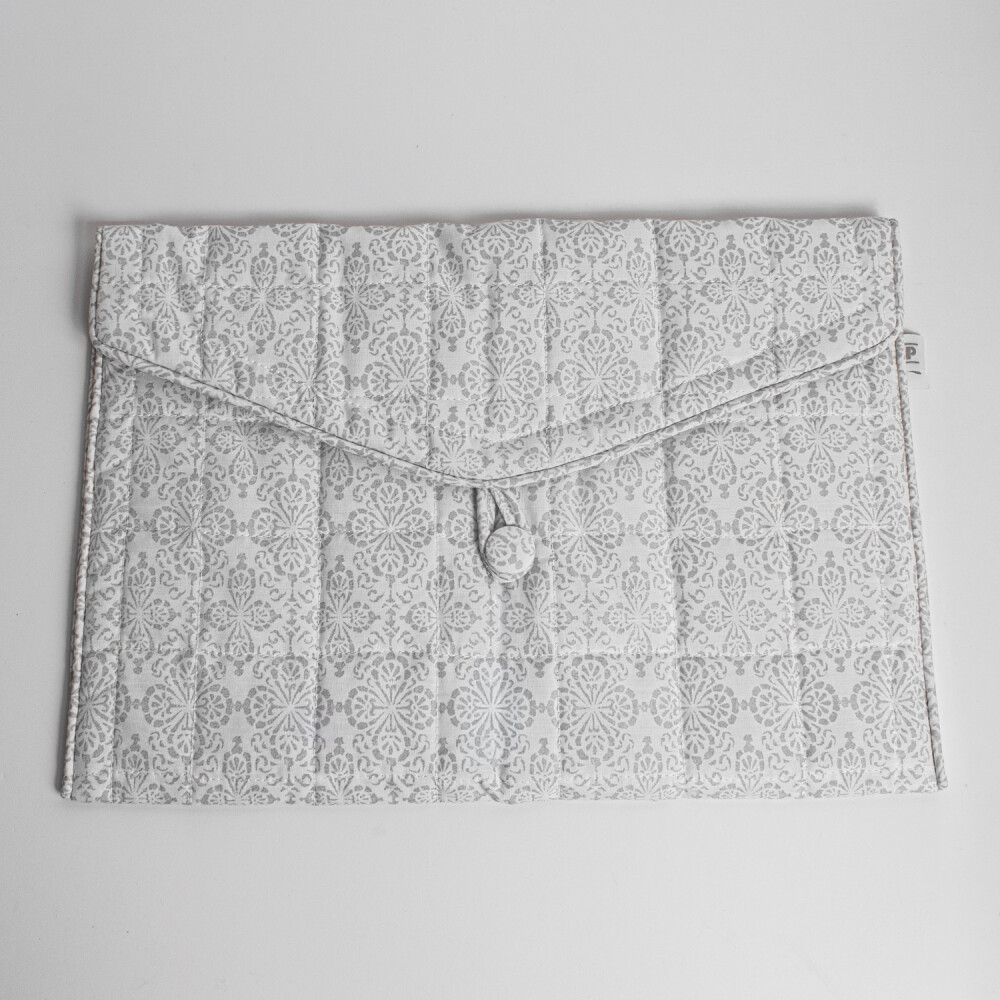 Necessaire Sobre Col. Bea Corbatero Gris