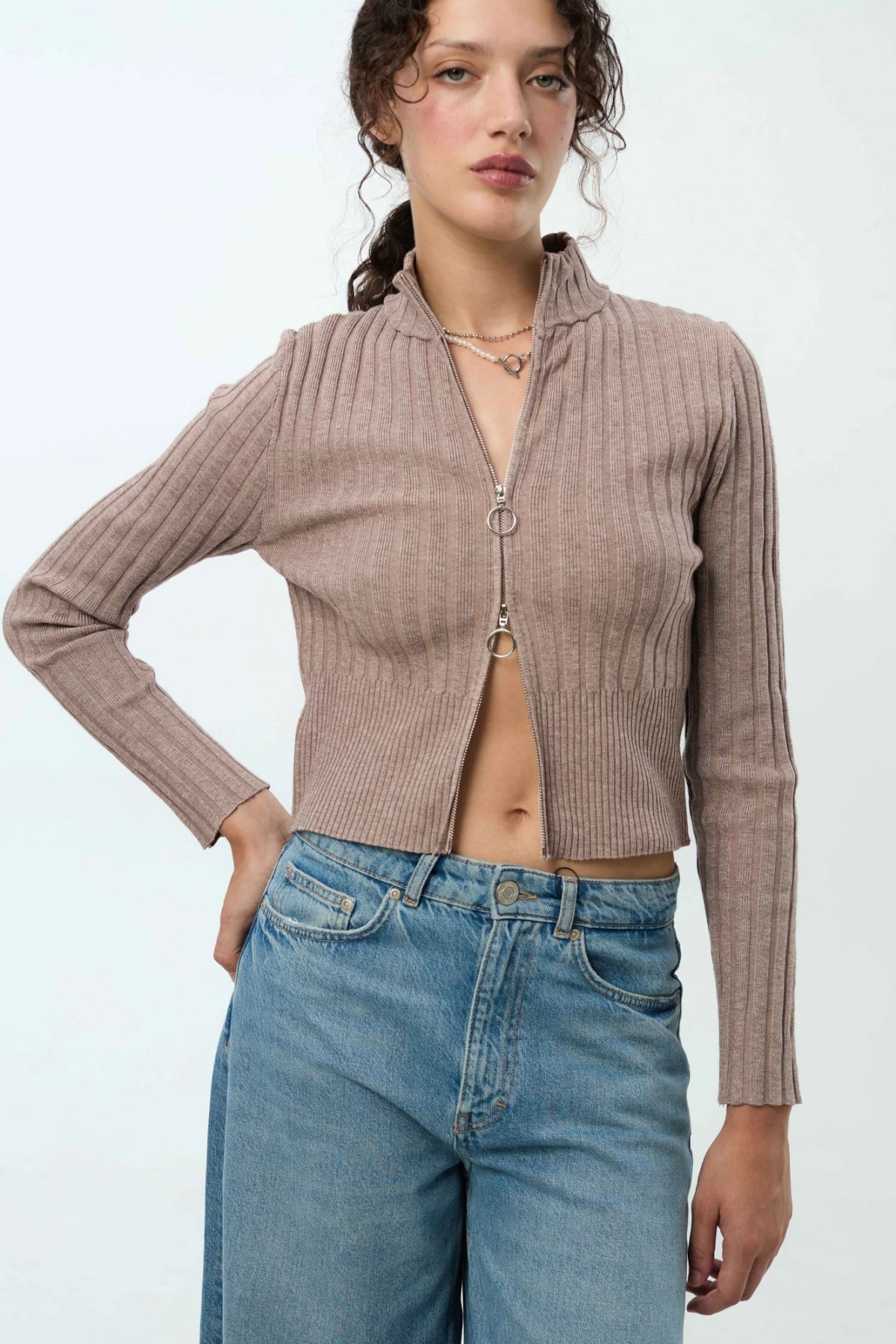 Buzo Magnus Beige