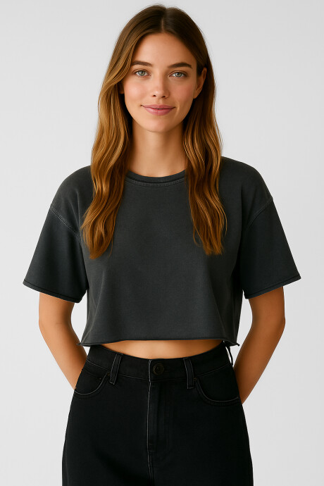 Remera Quilla Gris Oscuro