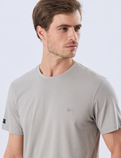 REMERA BÁSICA DE ALGODÓN Khaki