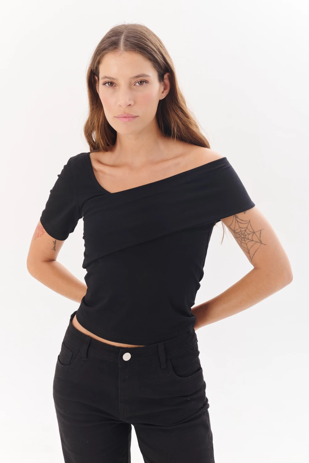 REMERA CANDE negro 1