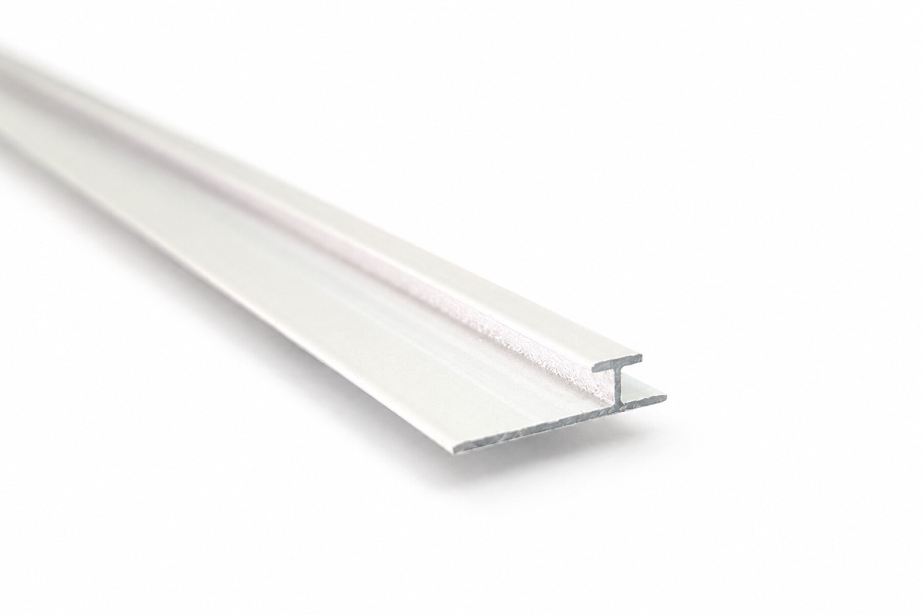 Perfil Para Placas de PVC Union Blanco Mate 3mm x 2.5mts 