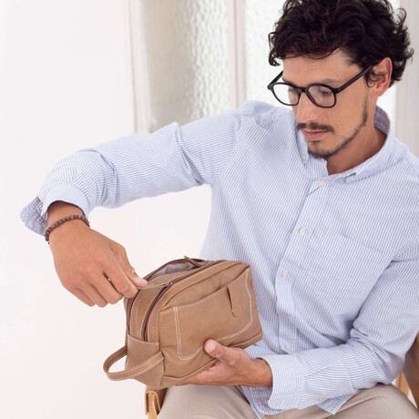 Neceser Pirineos Castaño