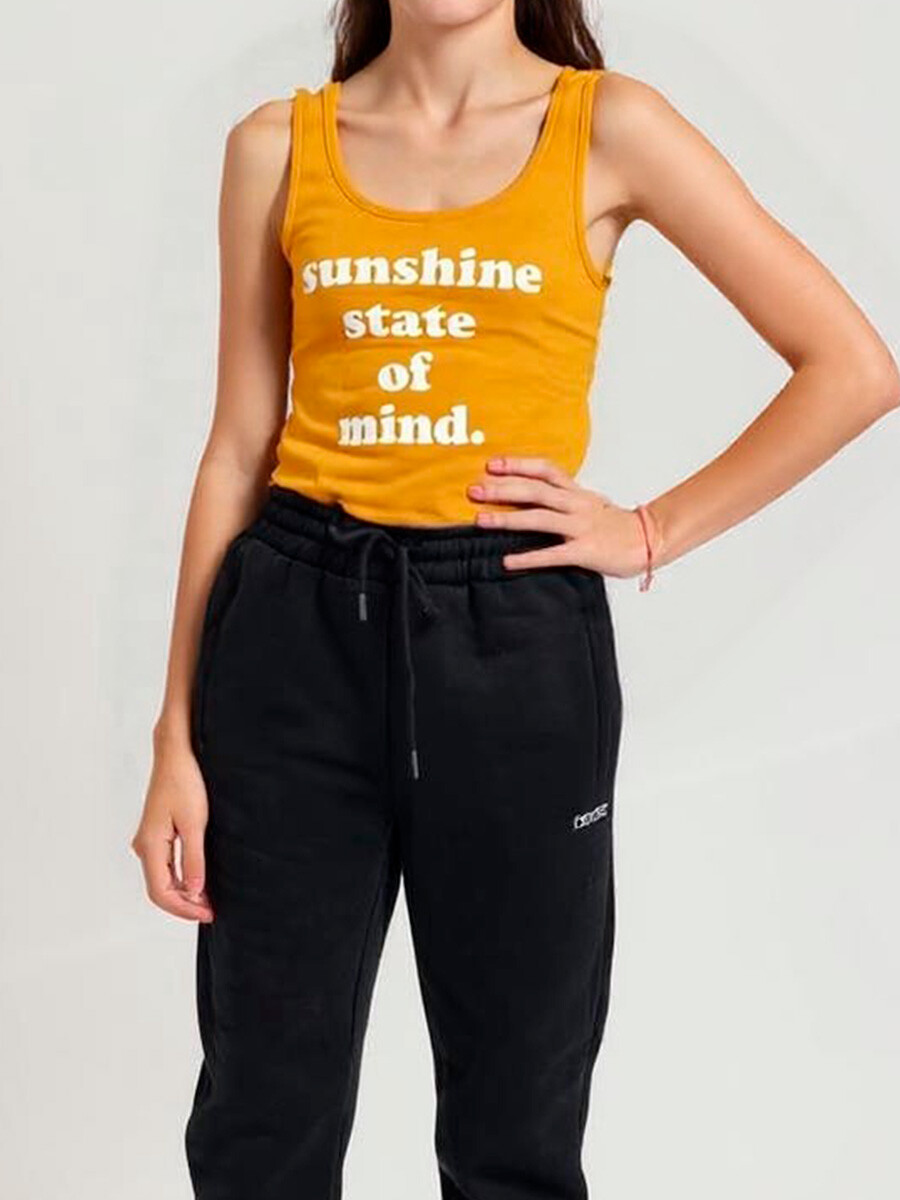 MUSCULOSA LINEAL GIRLS RUSTY - Mostaza 