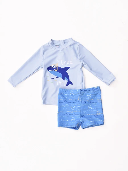 REMERA + SHORT C/ PROTECCION UV ESTAMPADO 1