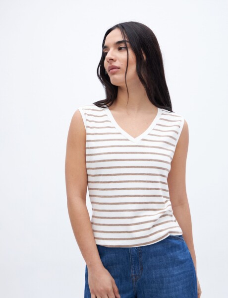 Musculosa Moira Rayas arena