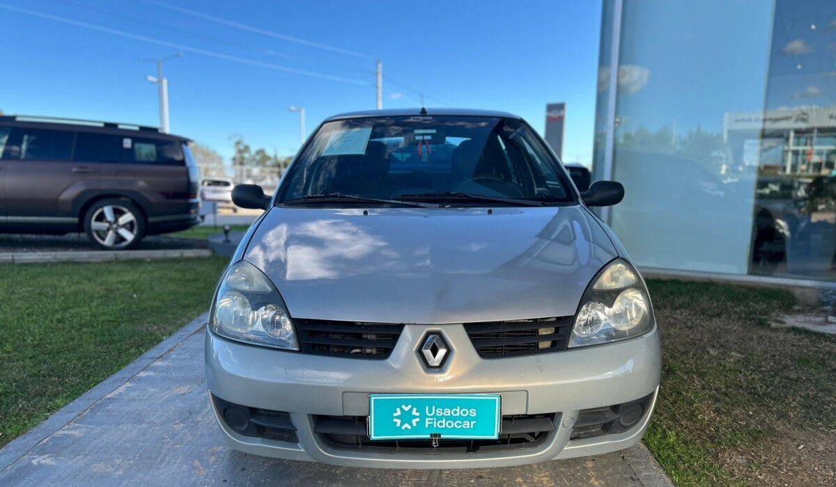 Renault Clio Expression 1.0 2006 Renault Clio Expression 1.0 2006