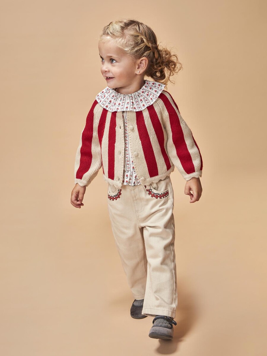 Pantalon Recto Con Bordados Piedra