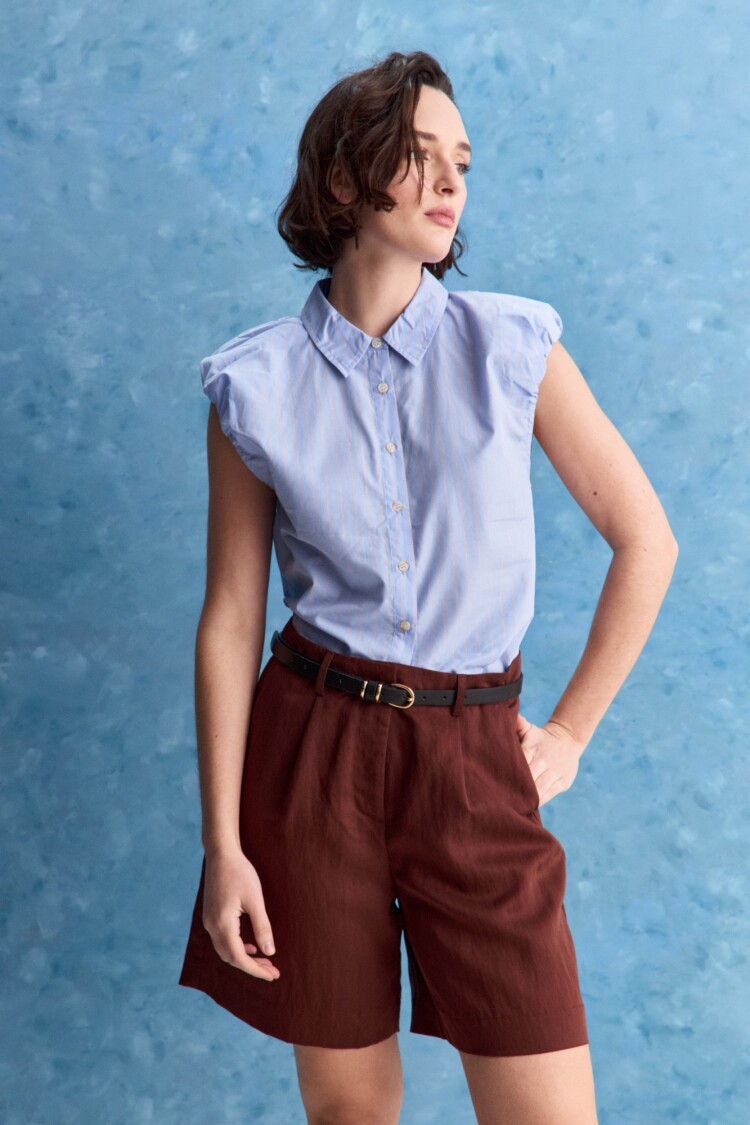 SHORT LAIKA Marrón Corteza