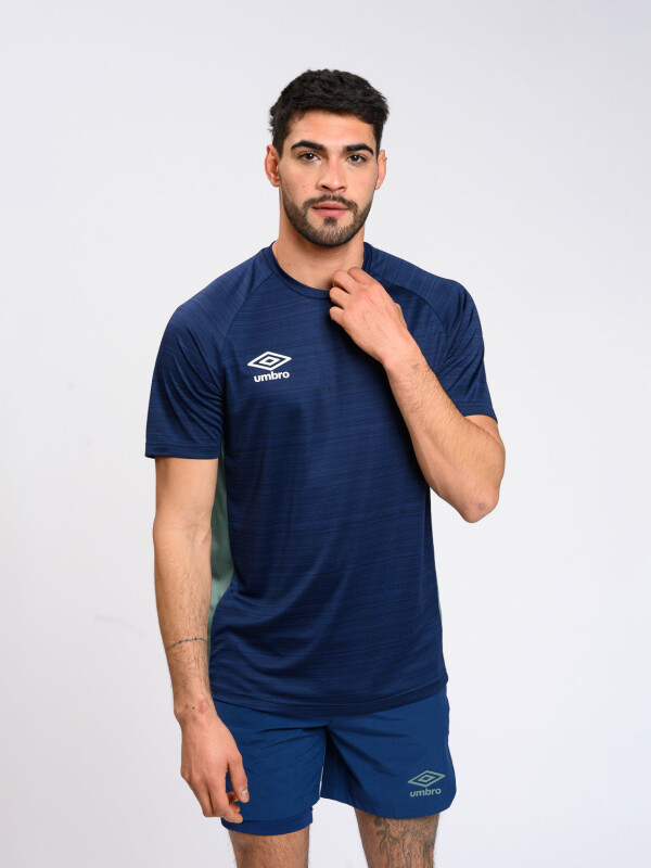 REMERA TRINY HOMBRE Umbro Hombre 01v