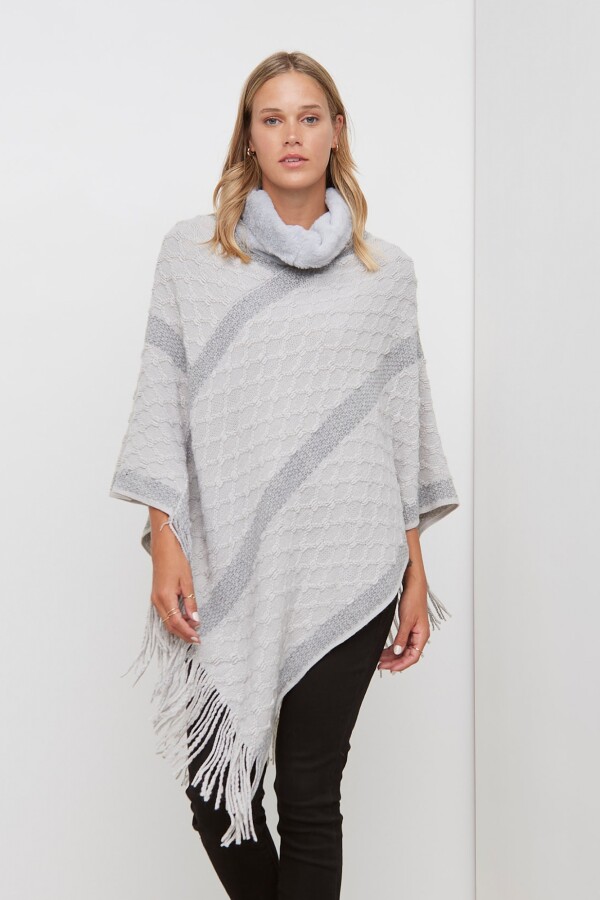 Poncho Detalle Piel GRIS