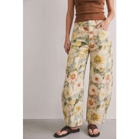 Jean Barrel Flores Print