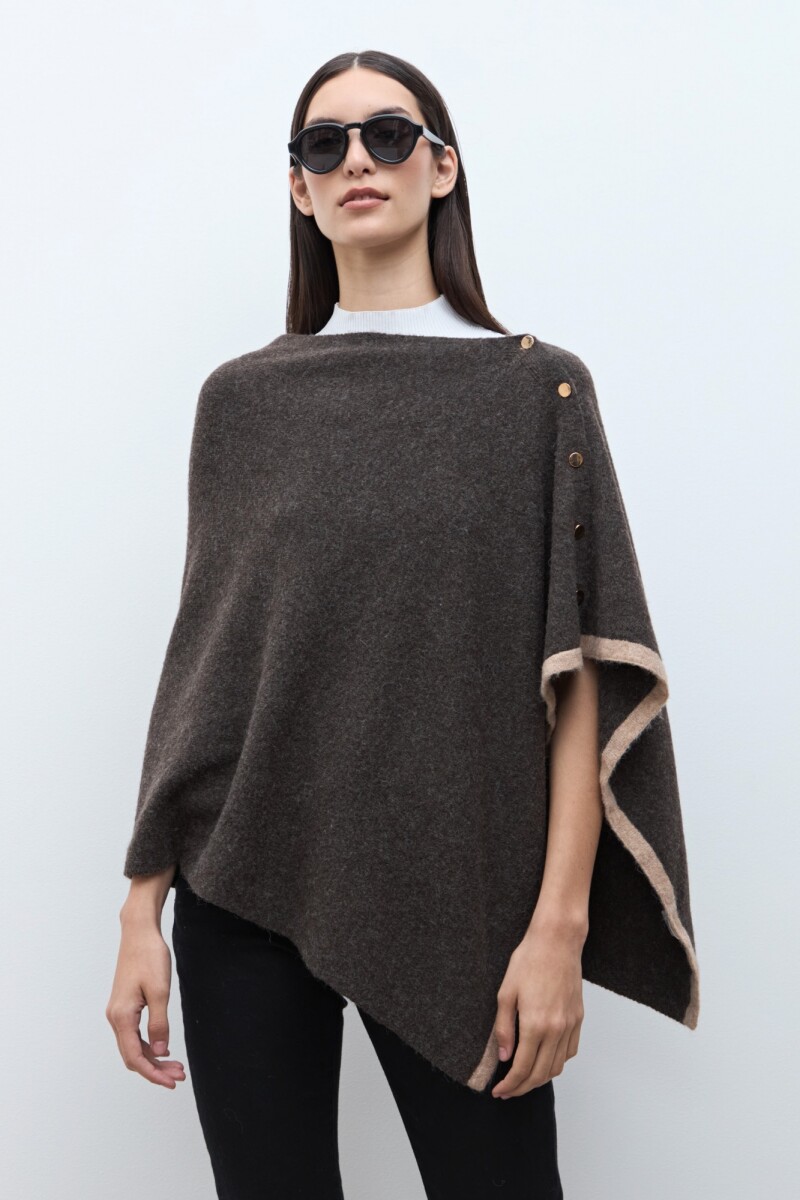 Capa con botones chocolate