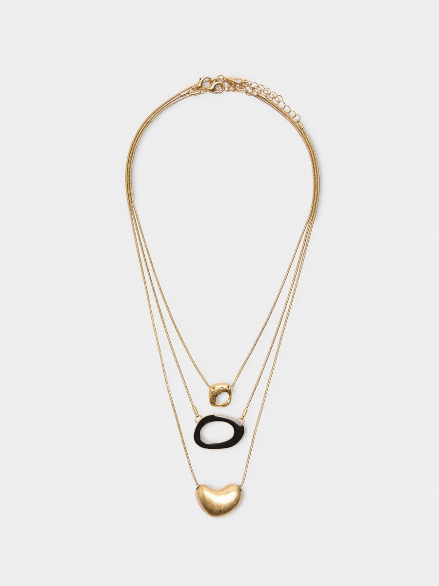Set De Collares Con Colgantes negro