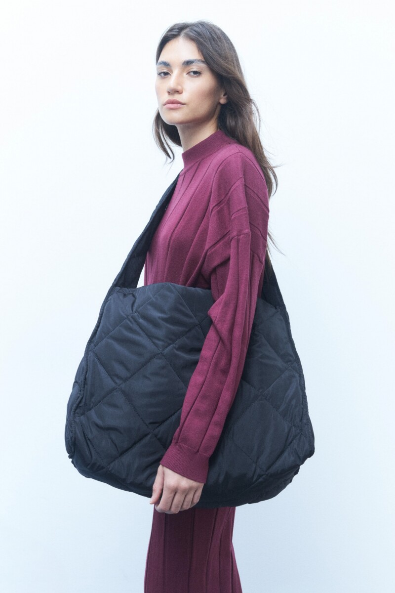 Bolso oversize matelaseado - negro 