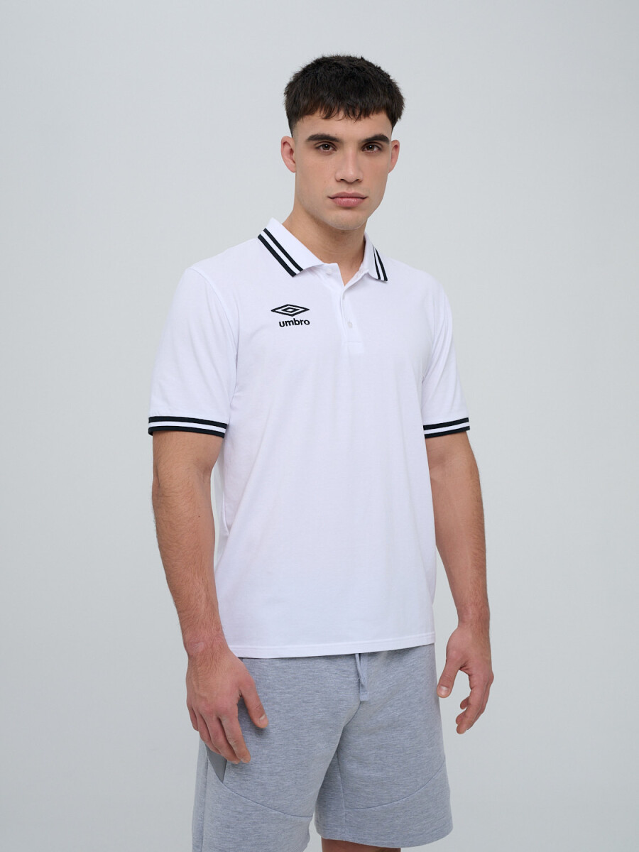 REMERA POLO DELTA Umbro Hombre - 009 