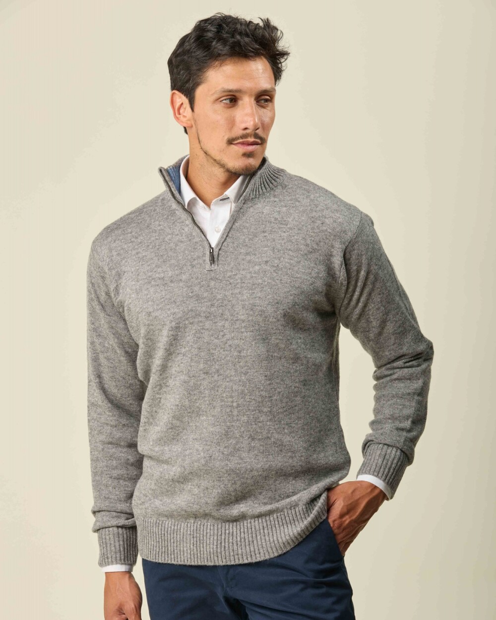 Buzo Lambswool Medio Cierre Gris Medio