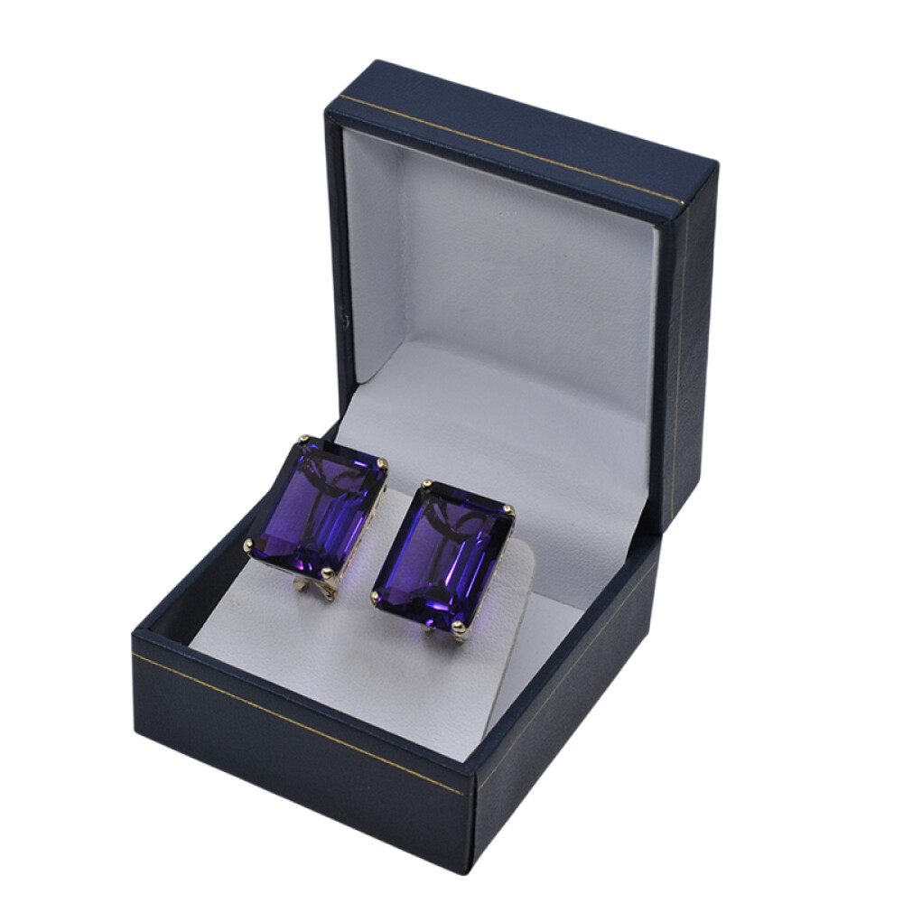 Caravanas clips en oro 14k con amatistas 0,30 ct aprox. Caravanas clips en oro 14k con amatistas 0,30 ct aprox.